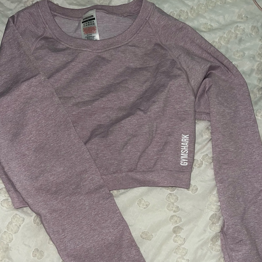 Gymshark cropped long sleeve workout top